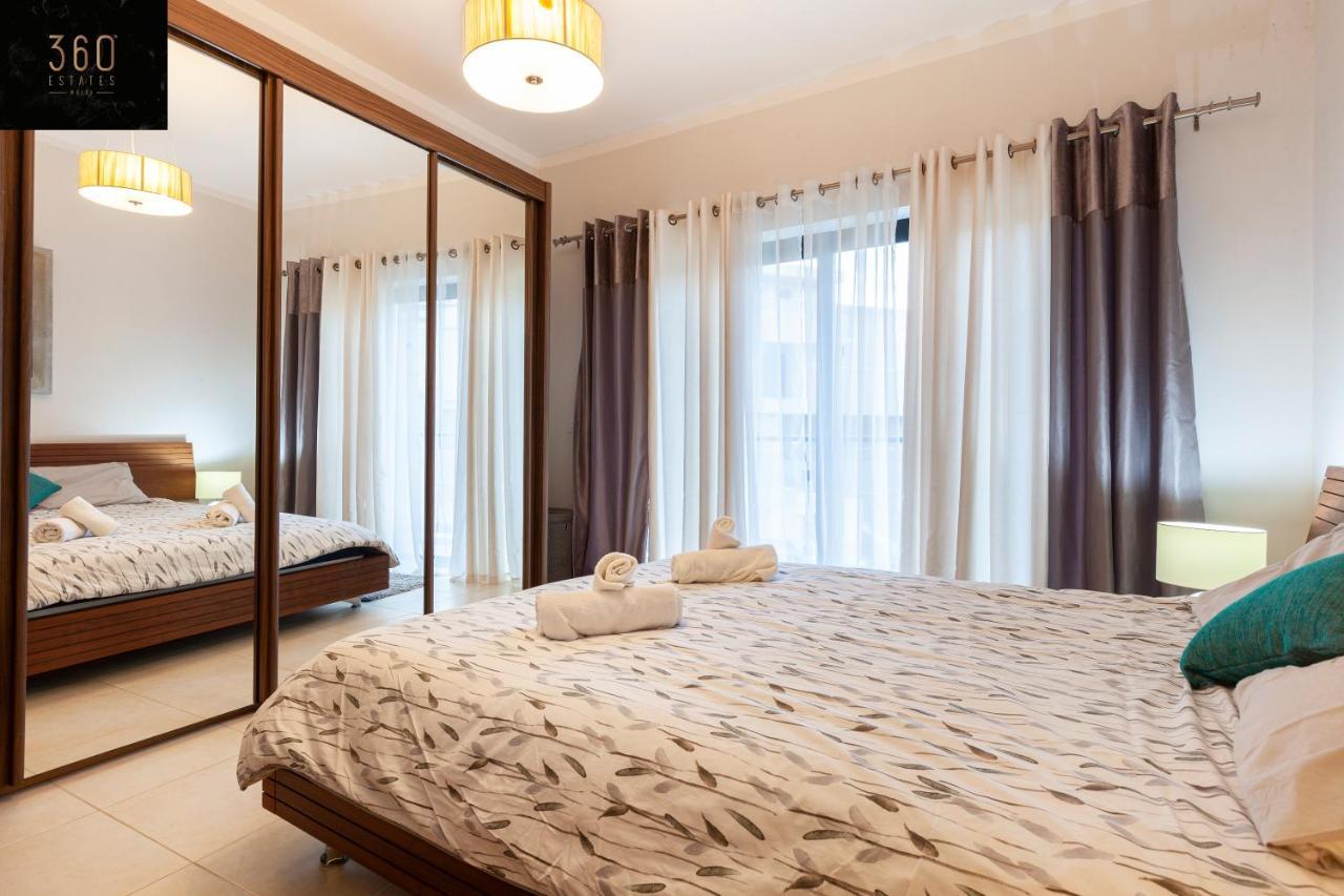 Pender Lux Complex - 3Br Unit With Private Parking By 360 Estates Daire Saint Julian's Dış mekan fotoğraf