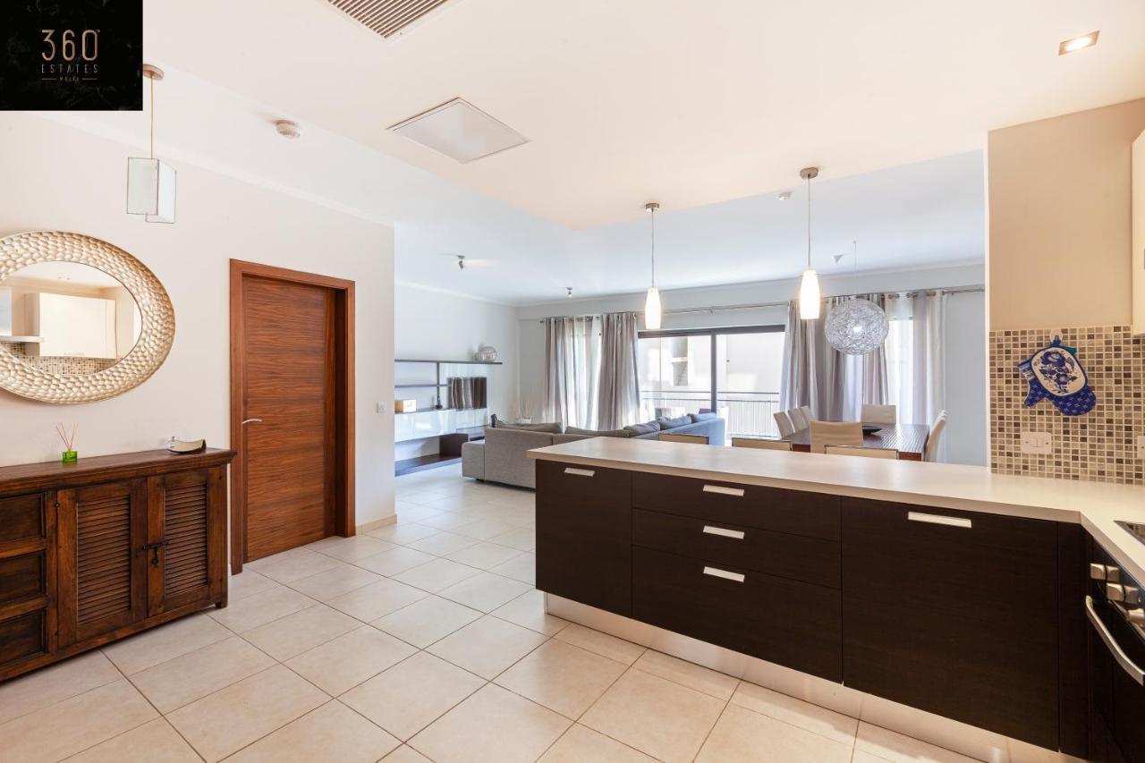 Pender Lux Complex - 3Br Unit With Private Parking By 360 Estates Daire Saint Julian's Dış mekan fotoğraf