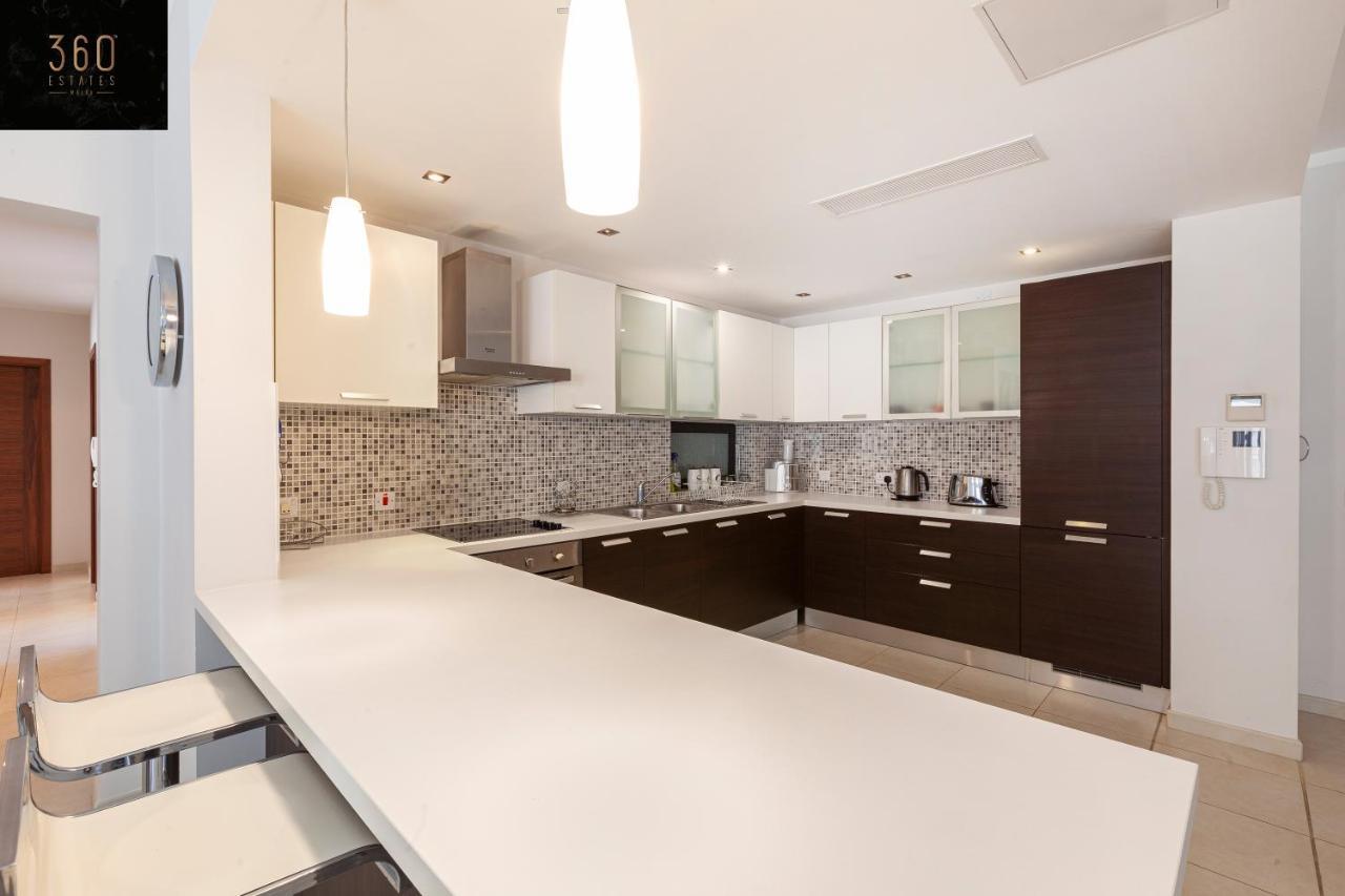 Pender Lux Complex - 3Br Unit With Private Parking By 360 Estates Daire Saint Julian's Dış mekan fotoğraf